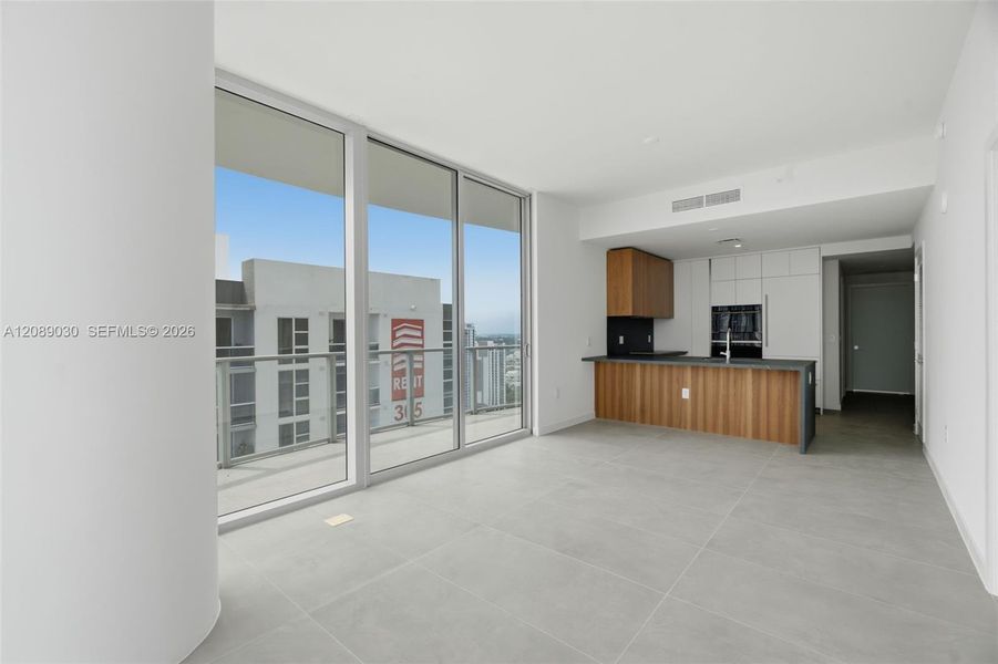 Image 71 of a home in .