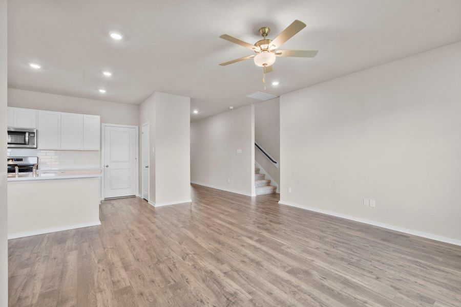 Spacious, unfurnished interior of a new home in Windrose Green, Angleton (Image 27). Spacious, unfurnished interior of a new home in Windrose Green, Angleton (Image 27).