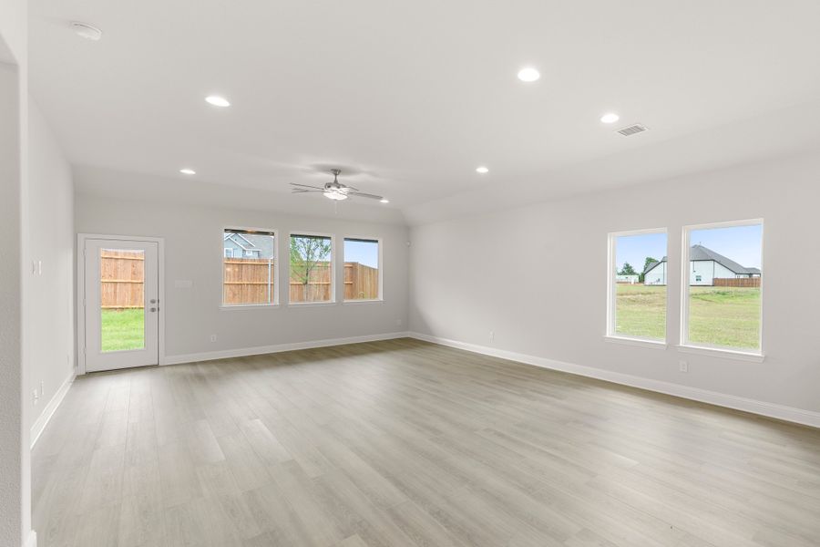 Spacious, unfurnished interior of a new home in Walden Pond, Forney (Image 14). Spacious, unfurnished interior of a new home in Walden Pond, Forney (Image 14).