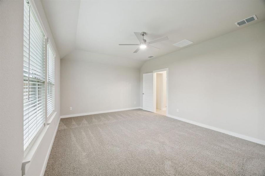 Spacious, unfurnished interior of a new home in Windmore, Princeton (Image 29). Spacious, unfurnished interior of a new home in Windmore, Princeton (Image 29).