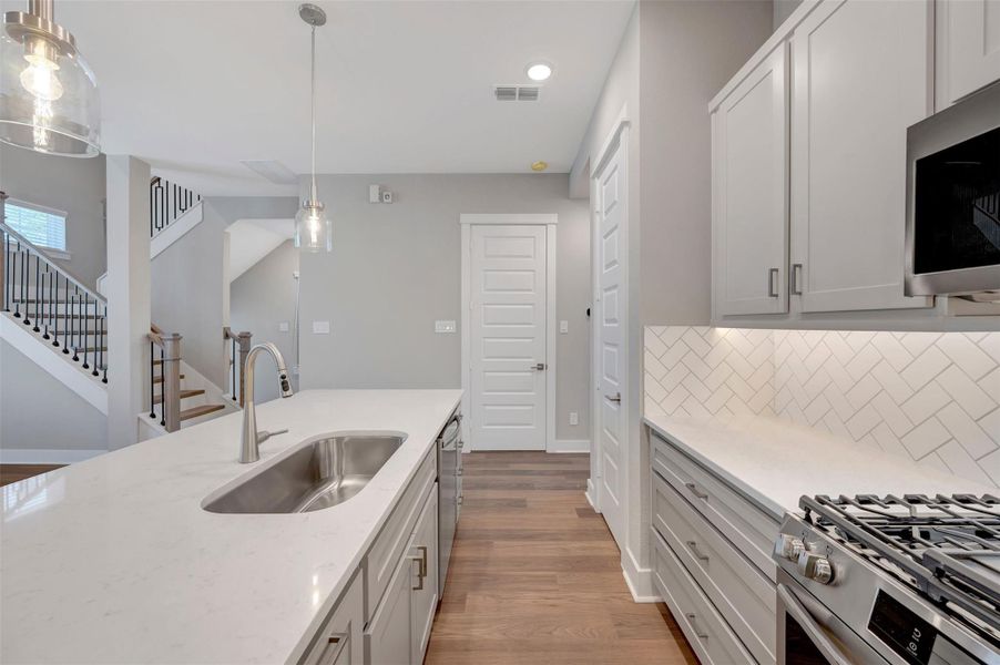 Furnished interior view inside a new home in Retreat at Oak Park, Houston (Image 3). Furnished interior view inside a new home in Retreat at Oak Park, Houston (Image 3).