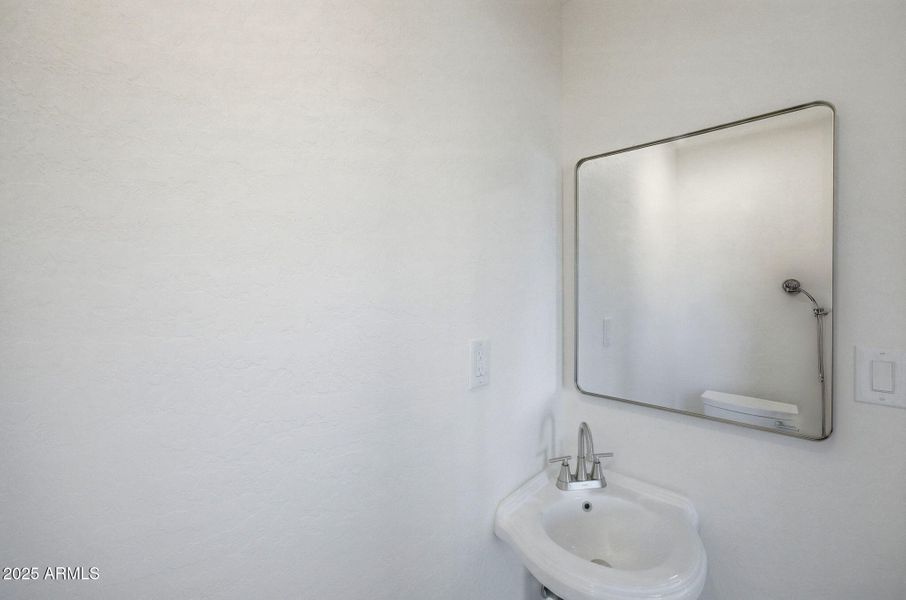 2224MeadowLn-HeberOvergaard-AZ-16