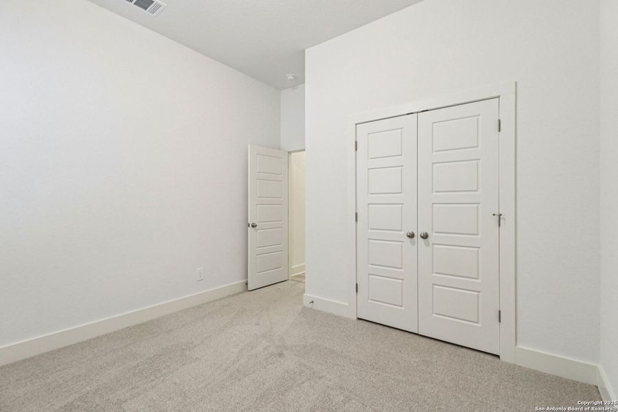 Spacious, unfurnished interior of a new home in Sagebrooke - Classic Series, San Antonio (Image 31).
