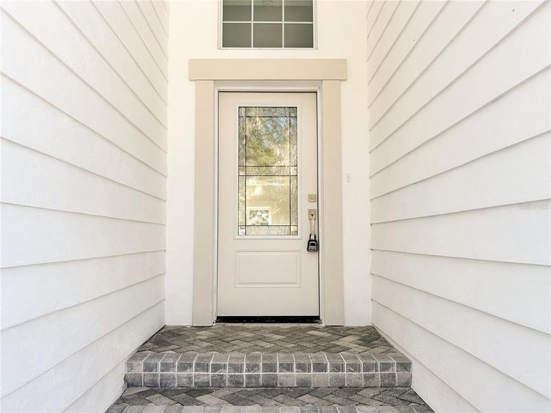 Exterior details and patio area of a home in , Crystal Beach (Image 3).