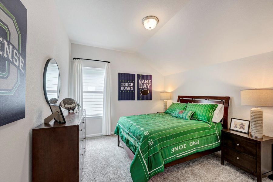 Photos shown are of a staged model home and are for illustration purposes only. Actual home features, finishes, and layout may vary. Photos shown are of a staged model home and are for illustration purposes only. Actual home features, finishes, and layout may vary.