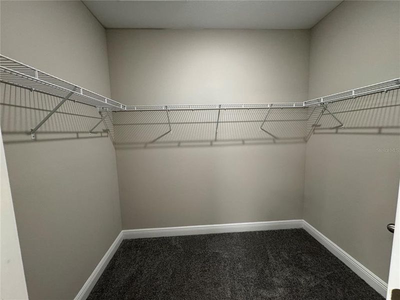 Spacious, unfurnished interior of a new home in Hamlin Ridge, Winter Garden (Image 16).