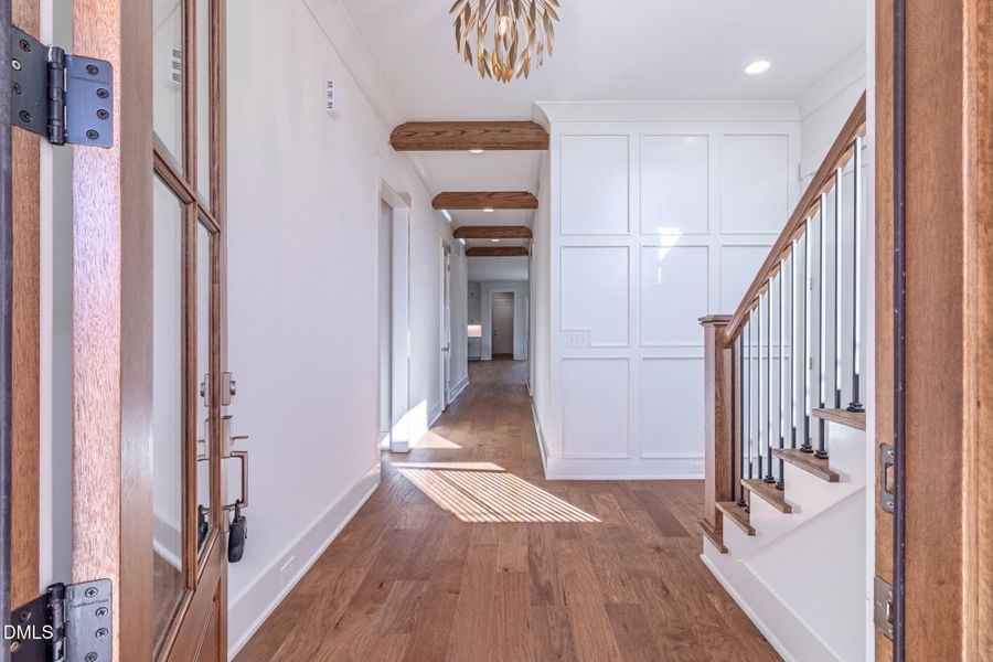 1529_SALEM CHURCH_INTERIOR_01