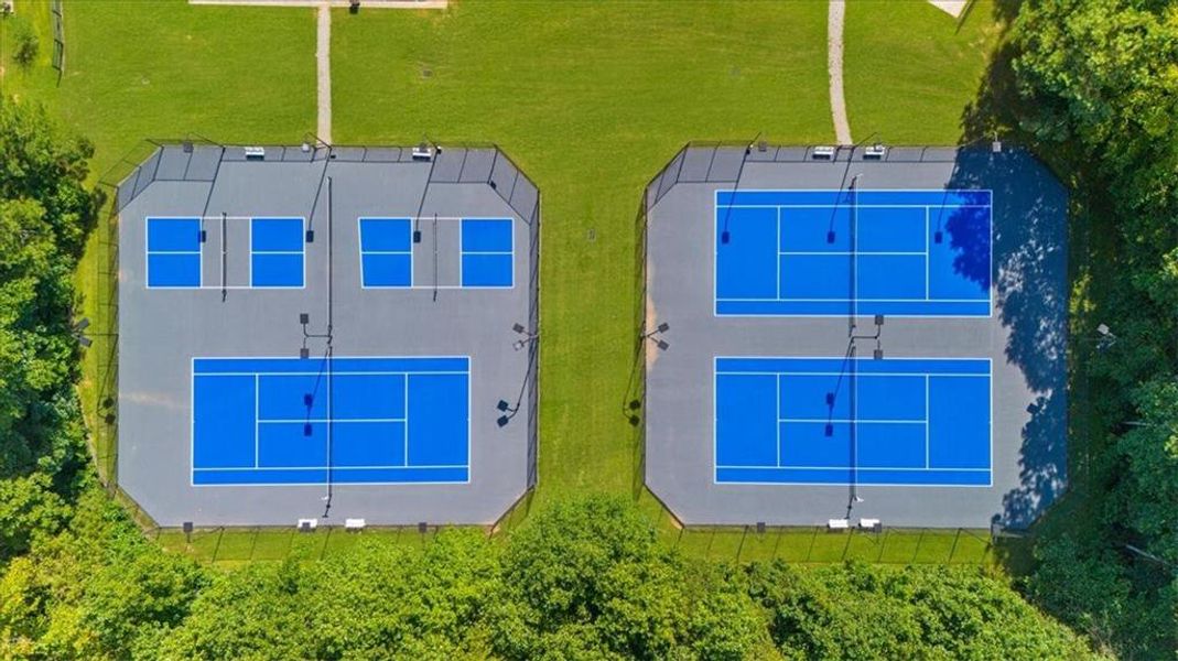 Image 52 of a home in River Rock.