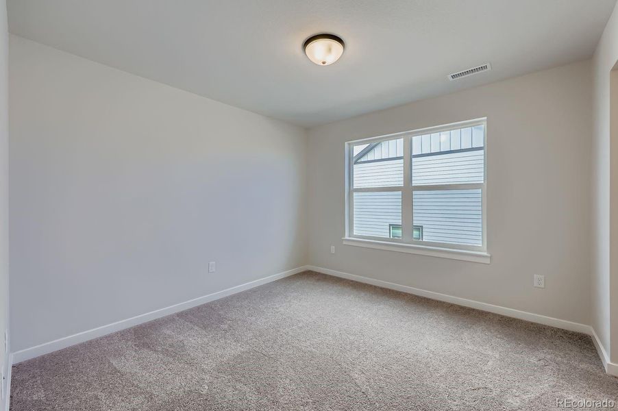 Spacious, unfurnished interior of a new home in Timber Ridge, Colorado Springs (Image 23).
