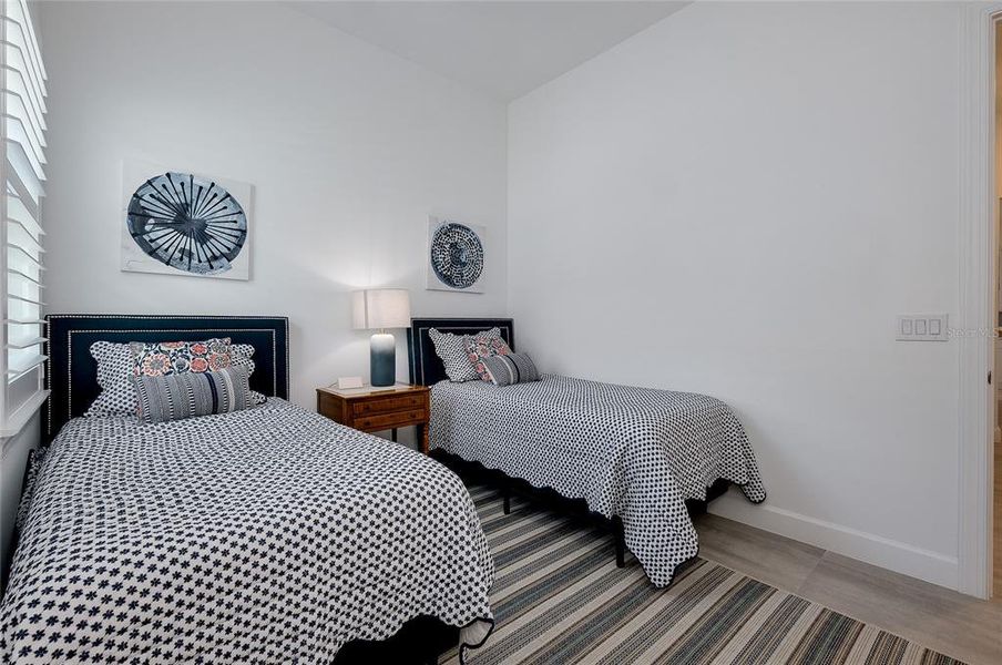 Furnished interior view inside a new home in , Englewood (Image 37).