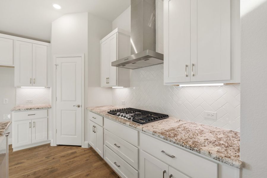 Furnished interior view inside a new home in Elevon, Lavon (Image 12).