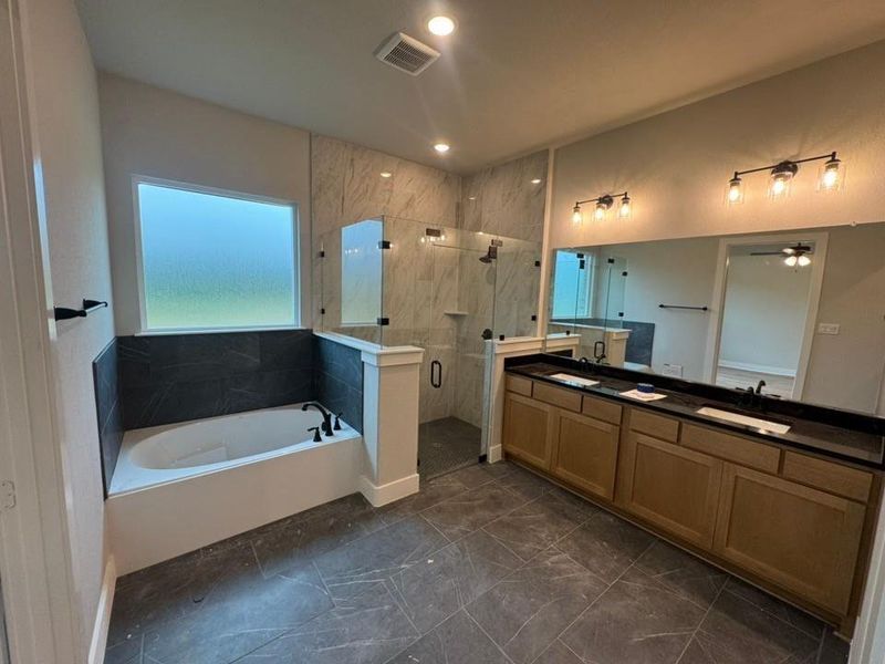 Furnished interior view inside a new home in , Van Alstyne (Image 7).
