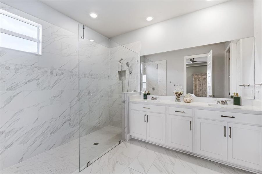 Furnished interior view inside a new home in , Punta Gorda (Image 19).