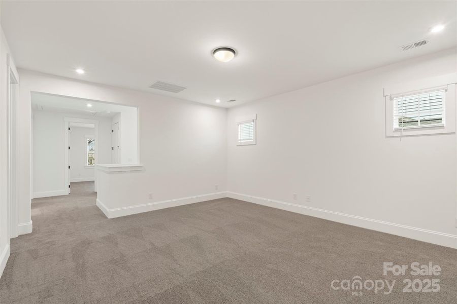 Spacious, unfurnished interior of a new home in Riverwalk, Rock Hill (Image 34).