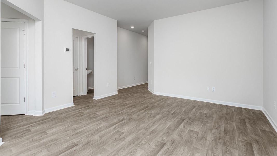 Spacious, unfurnished interior of a new home in Henley Ridge, Graham (Image 14).