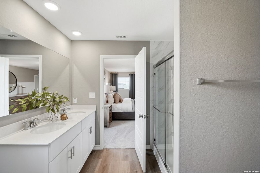 Furnished interior view inside a new home in Horizon Ridge, San Antonio (Image 28).
