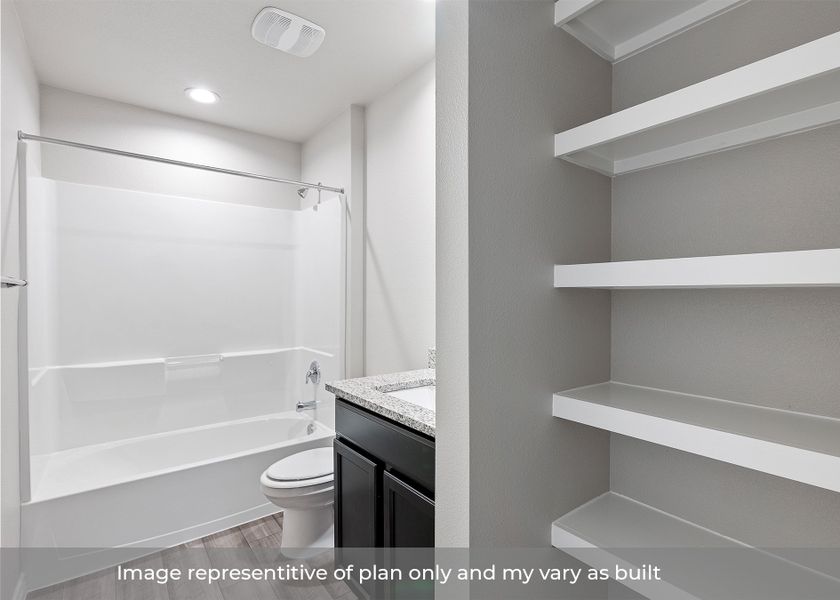 Image 28 representing the Bellvue by D.R. Horton in London Towne, Corpus Christi, TX.