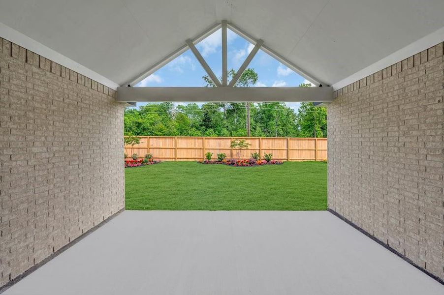 Exterior details and patio area of a home in Sundance Cove, Crosby (Image 20).