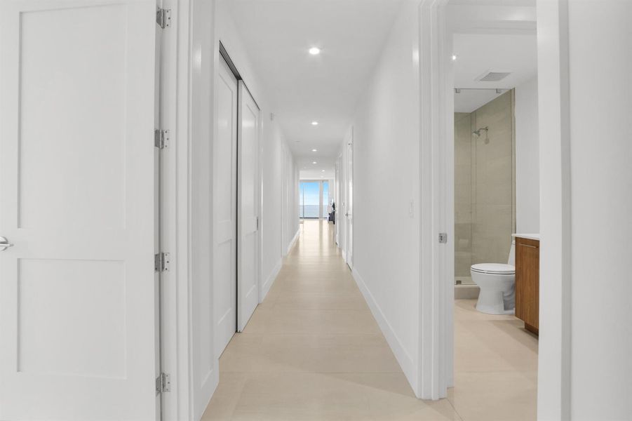 151 N Seabreeze Blvd unit 504-43 151 N Seabreeze Blvd unit 504-43