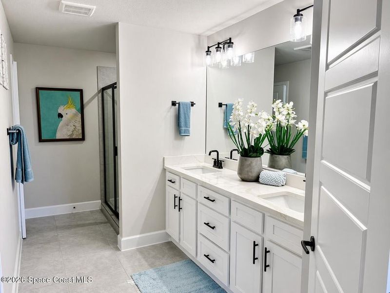 Furnished interior view inside a new home in St. John's Preserve, Palm Bay (Image 10).