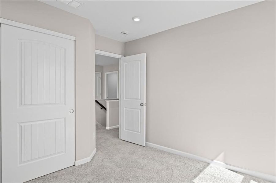 Spacious, unfurnished interior of a new home in Sage Woods, Dallas (Image 36).