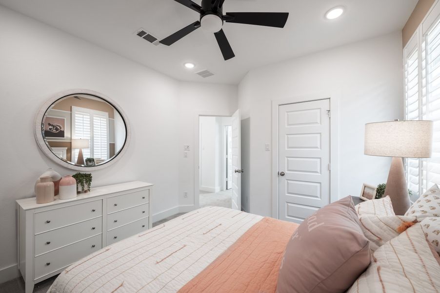 Representative furnished interior of a home built from the Wren by Tri Pointe Homes in Trillium, Richmond (Image 58). Representative furnished interior of a home built from the Wren by Tri Pointe Homes in Trillium, Richmond (Image 58).