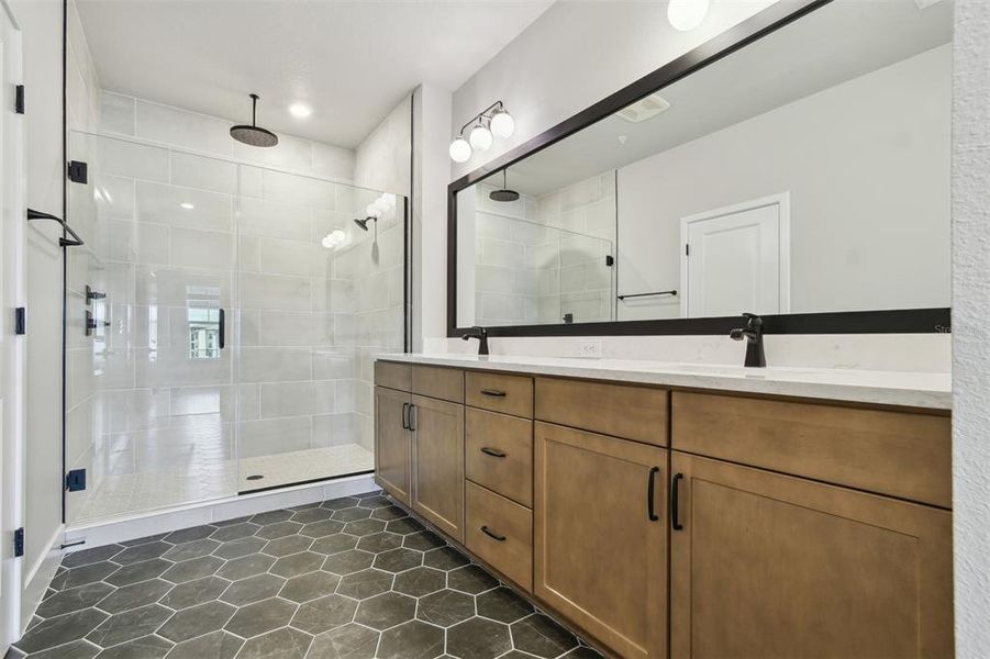 Owner's Bath Owner's Bath