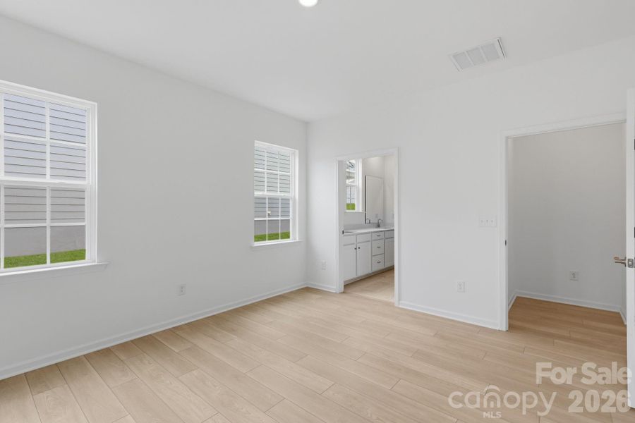 Spacious, unfurnished interior of a new home in Roselyn, Lancaster (Image 22).