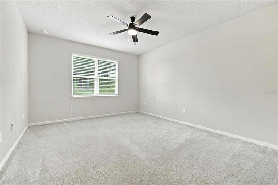 Spacious, unfurnished interior of a new home in , Apopka (Image 33).