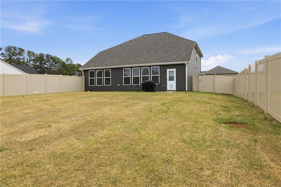 Exterior details and patio area of a home in , Commerce (Image 3).