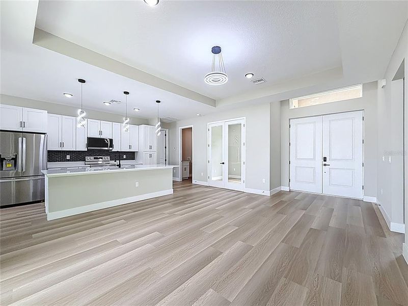 Spacious, unfurnished interior of a new home in , Citrus Springs (Image 52).