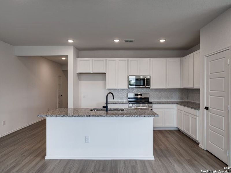 Furnished interior view inside a new home in Hannah Heights, Seguin (Image 3).