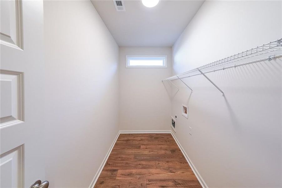 Spacious, unfurnished interior of a new home in , Dawsonville (Image 21).