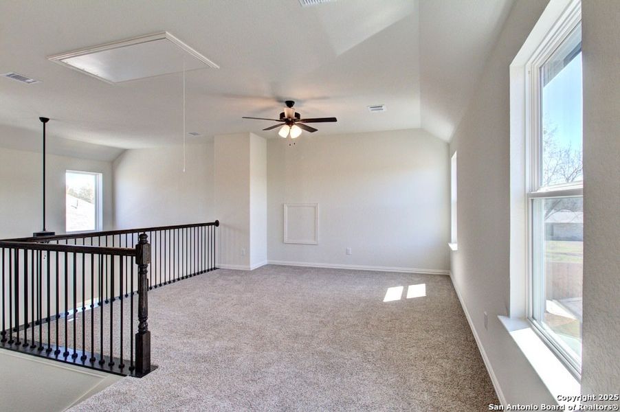 Spacious, unfurnished interior of a new home in Casinas at Gruene, New Braunfels (Image 21). Spacious, unfurnished interior of a new home in Casinas at Gruene, New Braunfels (Image 21).
