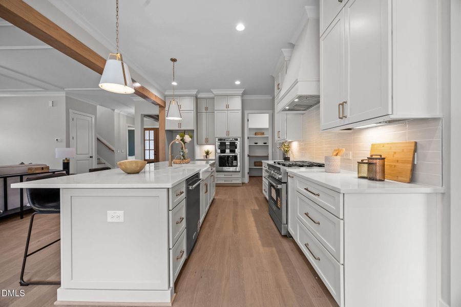 40-web-or-mls-IMG_4039 40-web-or-mls-IMG_4039