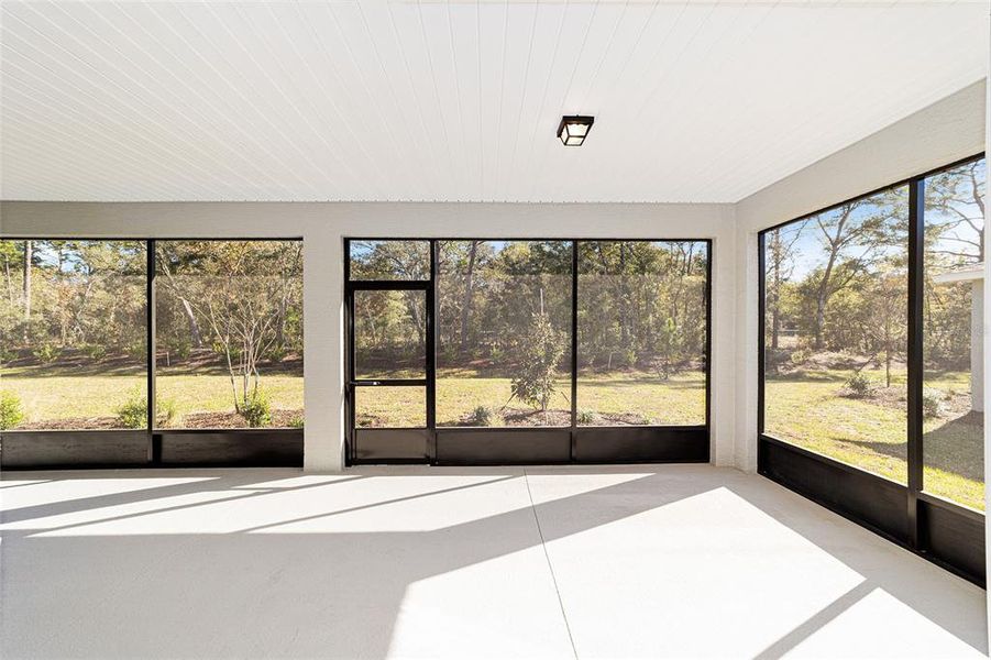 Exterior details and patio area of a home in , Ocala (Image 24). Exterior details and patio area of a home in , Ocala (Image 24).