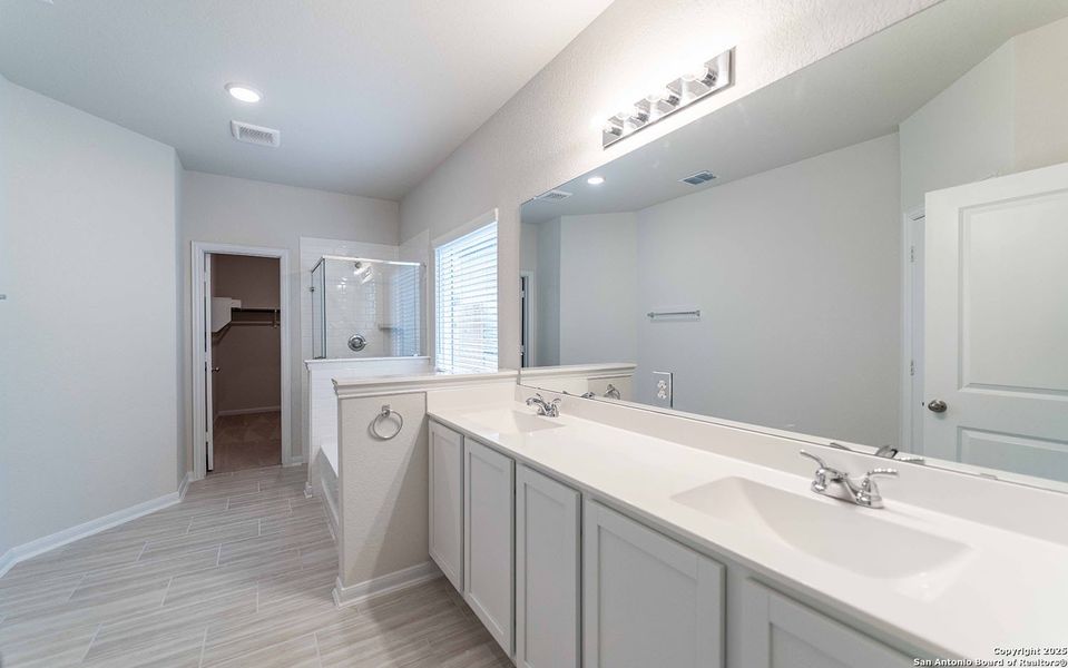 Furnished interior view inside a new home in Hickory Ridge, Elmendorf (Image 2).