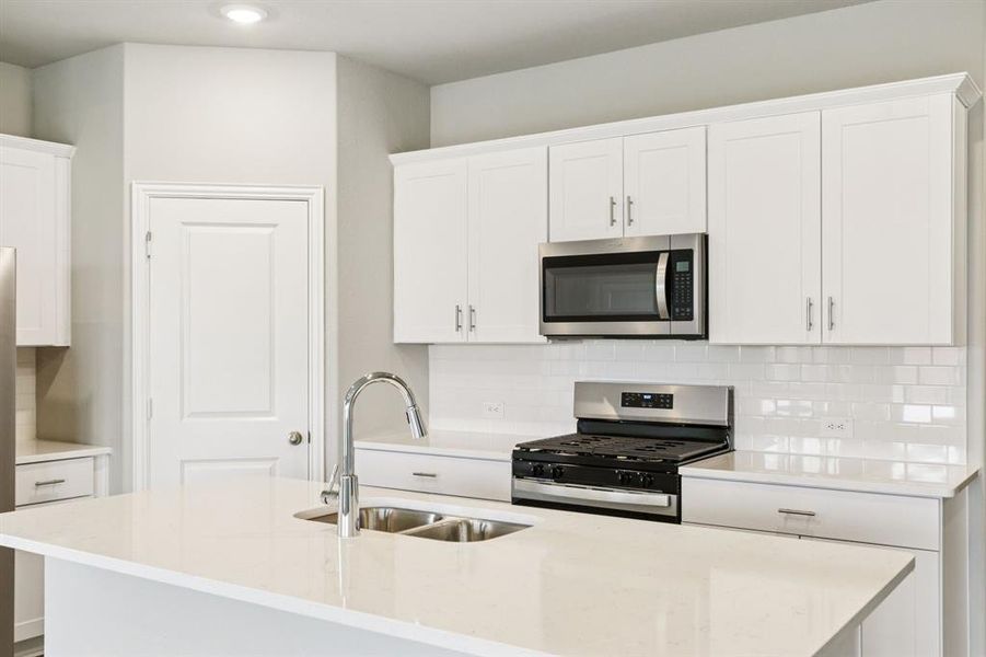 Furnished interior view inside a new home in River Ridge, Crandall (Image 13).