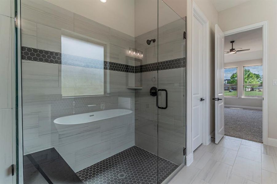 Furnished interior view inside a new home in , Van Alstyne (Image 5).