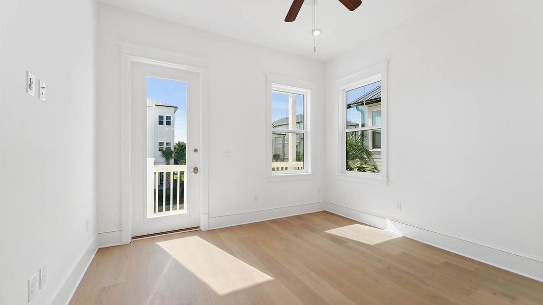 Representative unfurnished interior of a home built from the Cayman by D.R. Horton in Parkside, Santa Rosa Beach (Image 25).