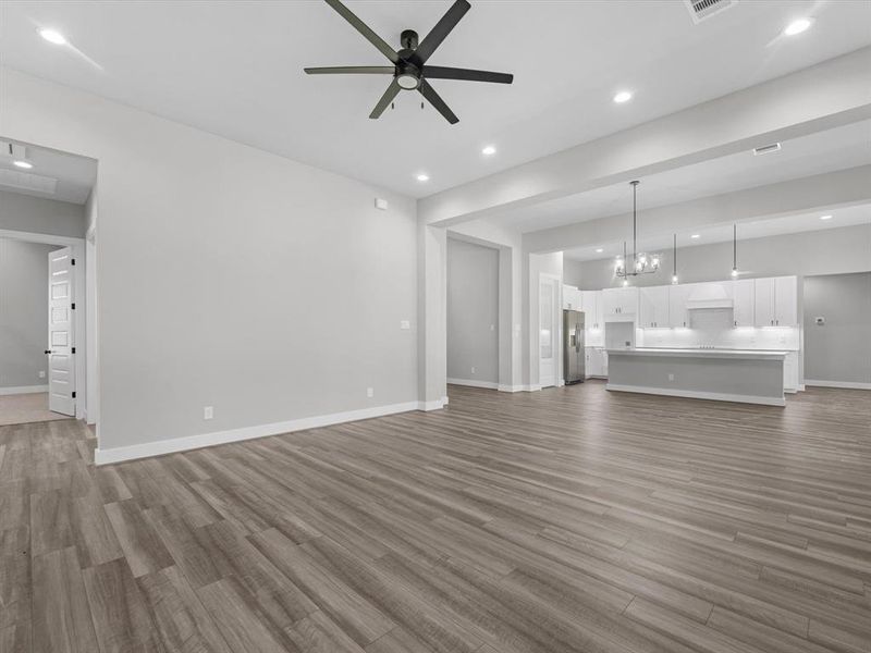 Spacious, unfurnished interior of a new home in , Dayton (Image 20).