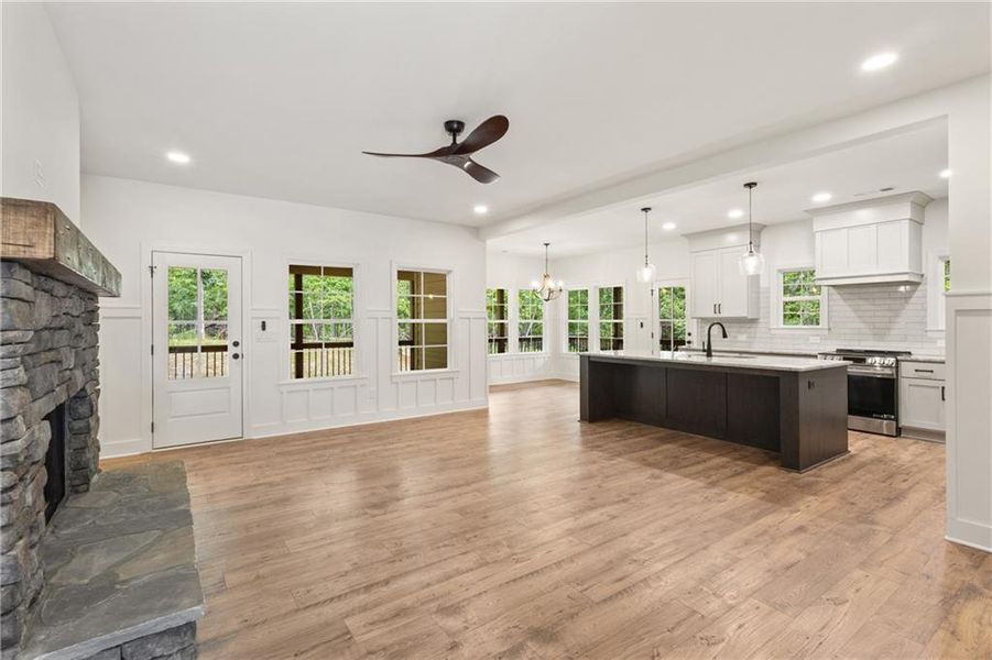 Spacious, unfurnished interior of a new home in , Dahlonega (Image 32). Spacious, unfurnished interior of a new home in , Dahlonega (Image 32).