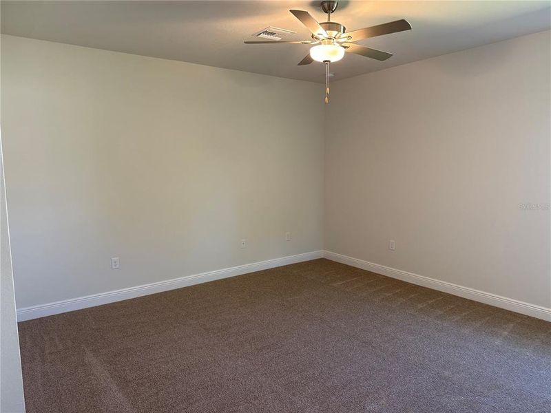 Spacious, unfurnished interior of a new home in , North Port (Image 10).