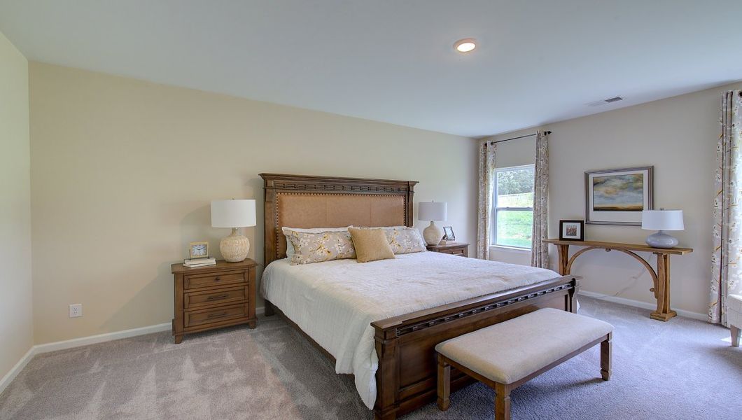 Furnished interior view inside a new home in Valleywood Farms, Waynesville (Image 29).