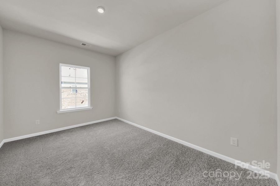 Spacious, unfurnished interior of a new home in , Mint Hill (Image 25).