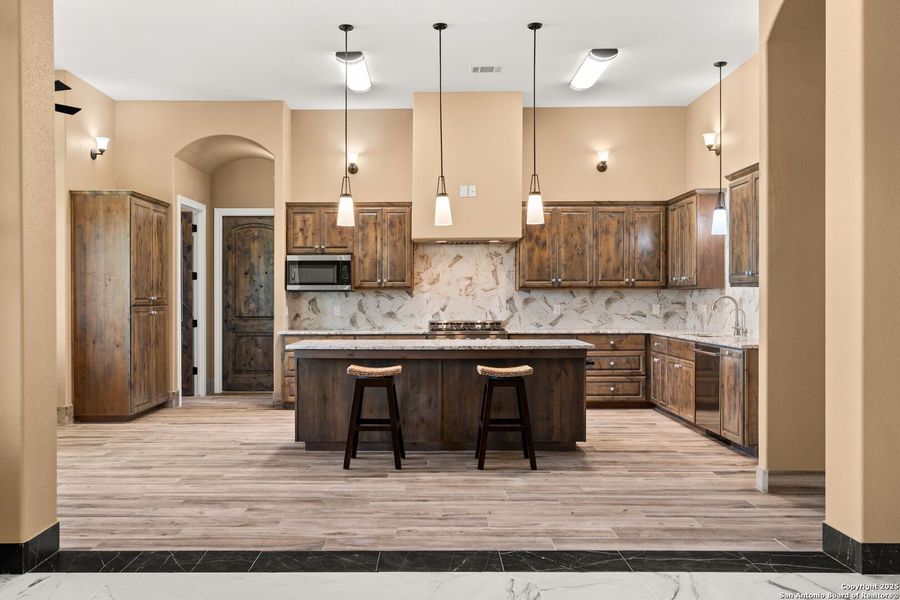 Furnished interior view inside a new home in , Canyon Lake (Image 11).