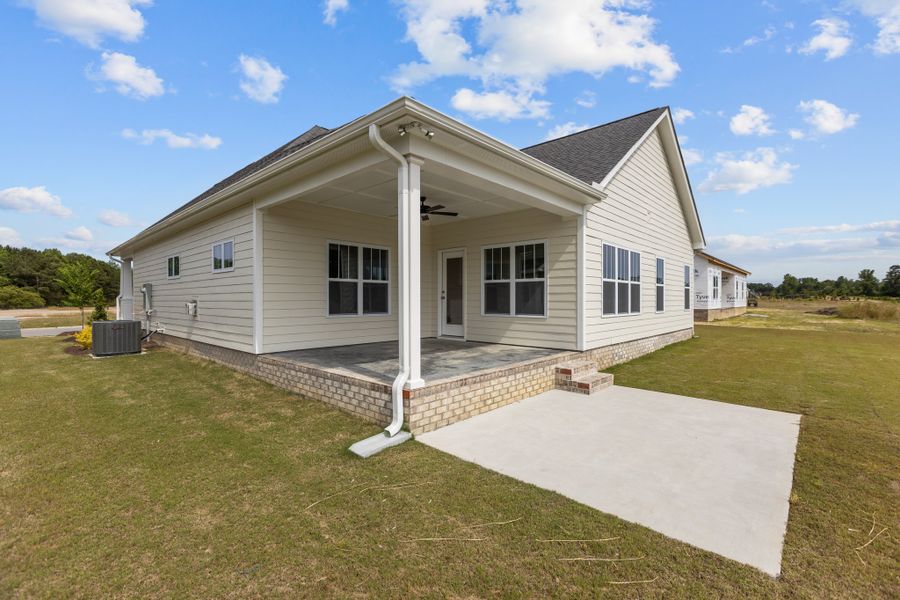 Representative exterior photo of a completed home built from the Haddock by Bill Clark Homes in Turnberry, Grimesland, NC (Image 30).
