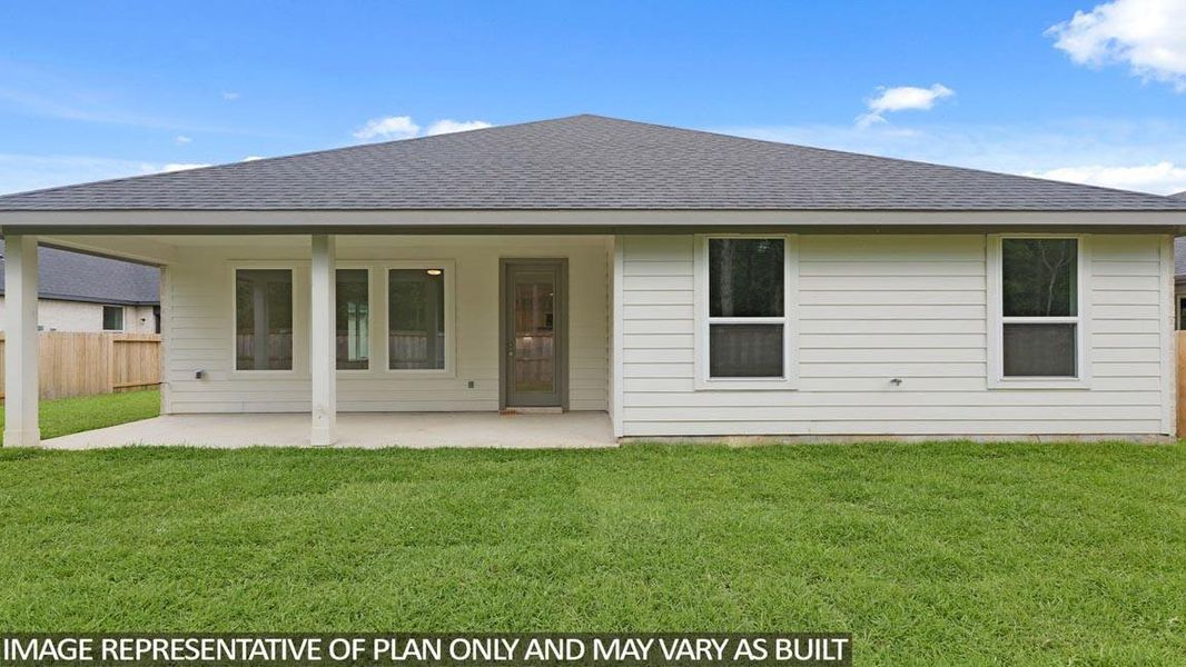 Front exterior of a new home in Silverthorne, Conroe, TX, highlighting curb appeal (Image 2). Front exterior of a new home in Silverthorne, Conroe, TX, highlighting curb appeal (Image 2).