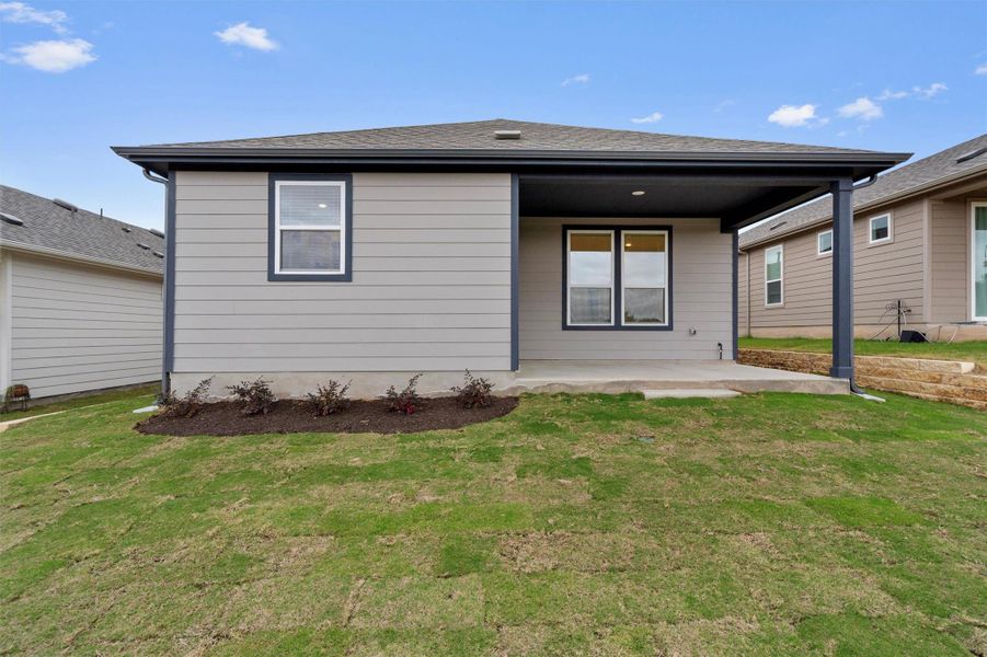 Exterior details and patio area of a home in Sun City Texas, Georgetown (Image 23).