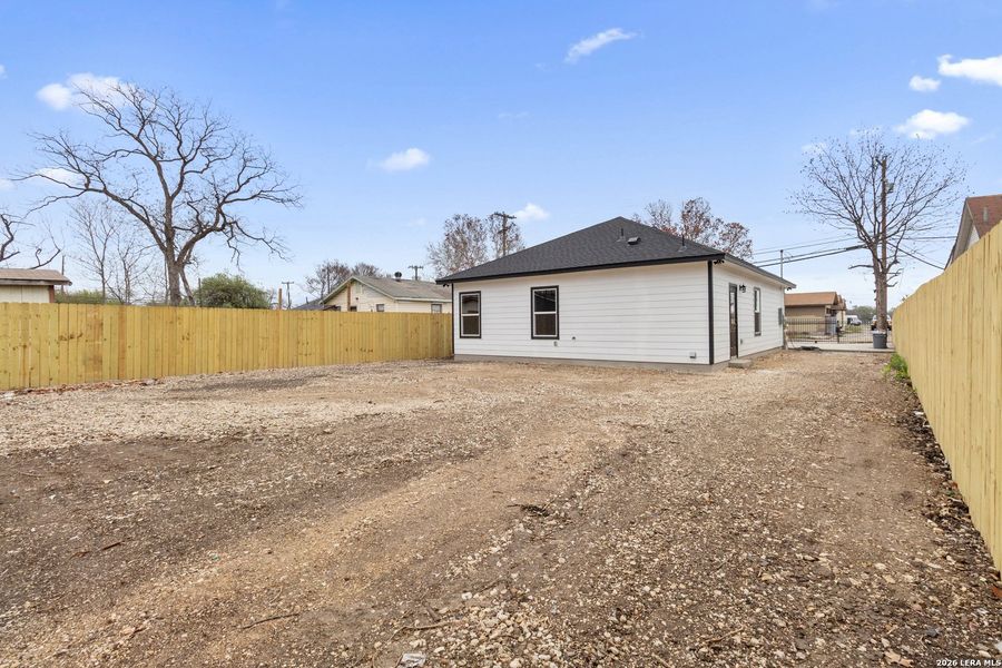 Exterior details and patio area of a home in , San Antonio (Image 3).